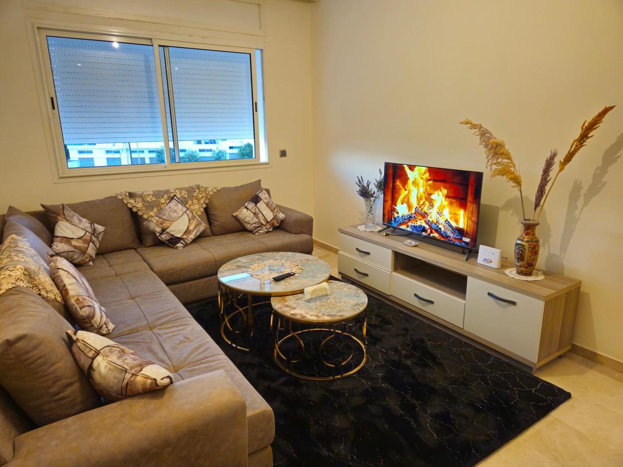 Beachfront Gorgeous Flat In شقة *