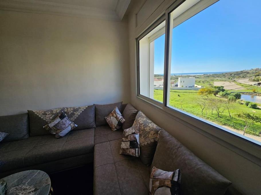 Beachfront Gorgeous Flat In Apartment